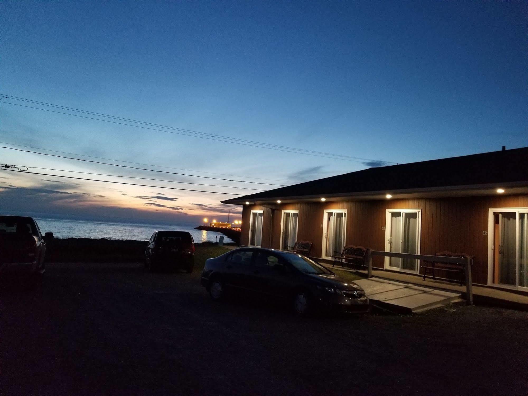 Hotel Motel La Vigie Matane Buitenkant foto